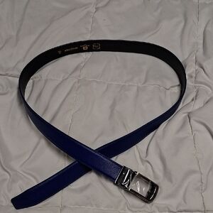 Elegant Navy Leather Belt with Silver Buckle